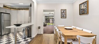 Barwon Veuve Cottage