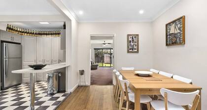 Barwon Veuve Cottage