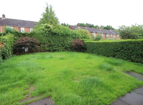 Inviting 5-bed House in Stockport Bramhall