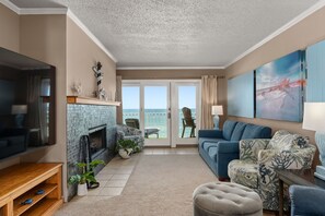 スマートテレビ、書庫