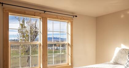 Charming 4 bedroom guest house with great views