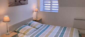 A&J Duplex -Bonny sur Loire-Guedelon-Loire by bike