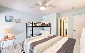3 bedrooms, iron/ironing board, free WiFi, bed sheets