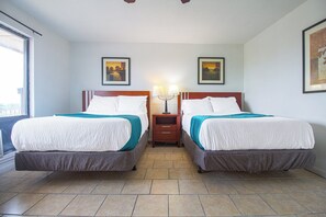 Italienske Frette-laken, sengetøy av topp kvalitet, dundyner og minibar