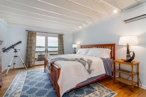 3 habitaciones, escritorio, tabla de planchar con plancha y wifi gratis