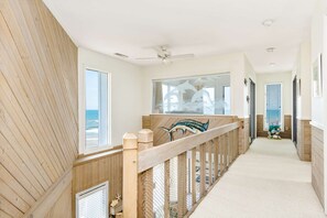 Interior - Oceanfront with panoramic views of golden beaches and crushing waves (Emerald Isle)