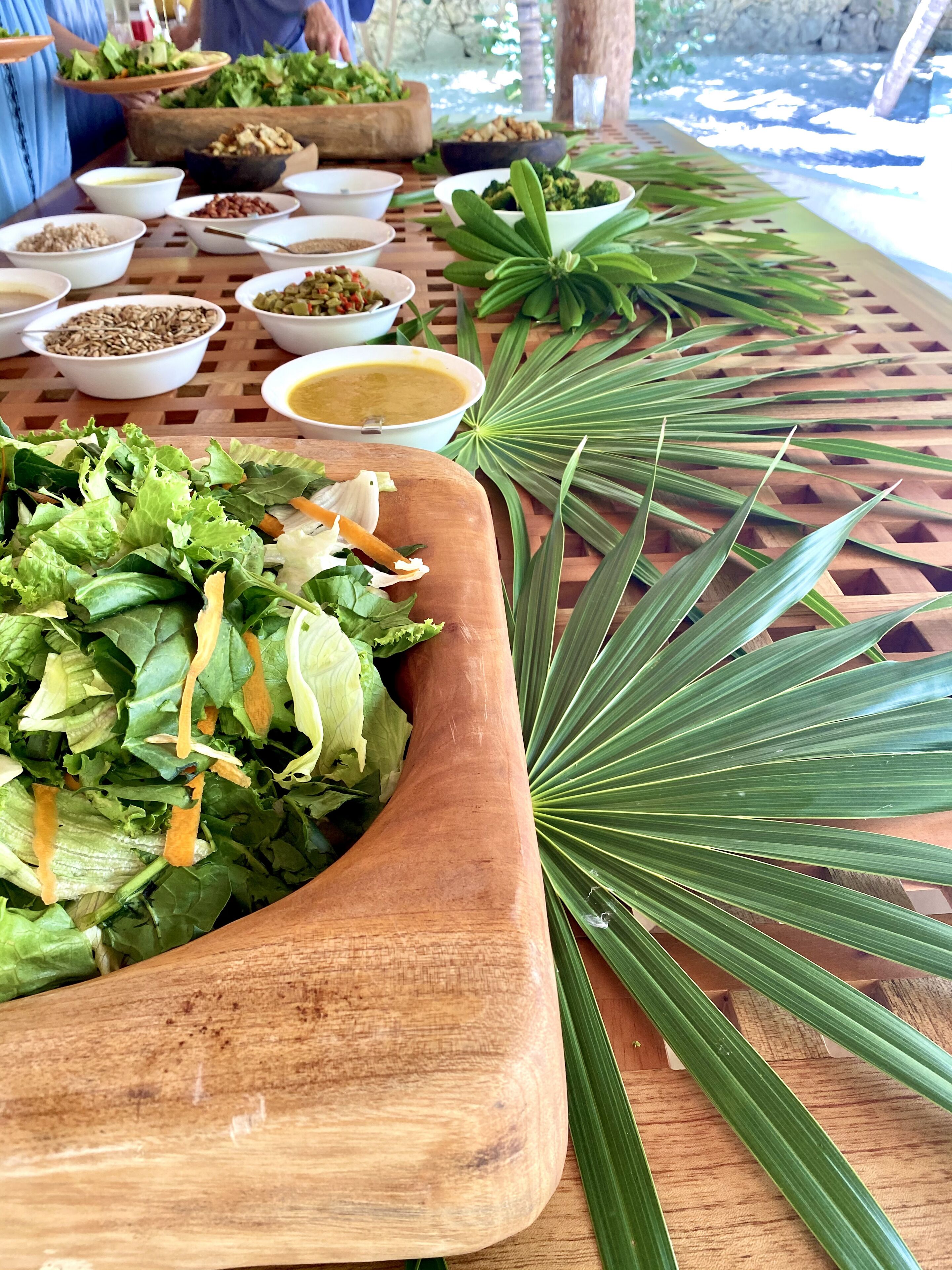 daily continental breakfast (usd 25 per person)