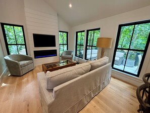 Smart-TV, Kamin