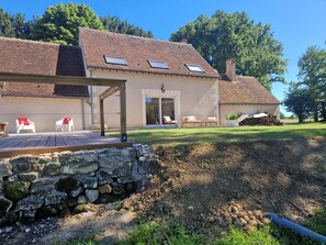 Terrace/patio - Touraine Cottage - 2km Zoo de Beauval  - 14pax (Mareuil-sur-Cher)