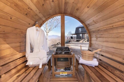 Skyline Sanctuary • Panoramic View Wellness Stay