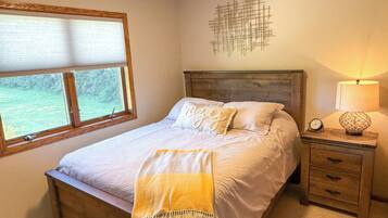 4 Schlafzimmer, Bügeleisen/Bügelbrett, WLAN, Bettwäsche