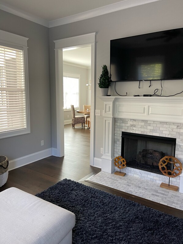 Smart-tv, pejs, printere