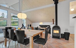Dining - 2 bedroom lovely home in Aabenraa (Aabenraa)