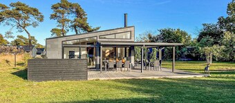 Beautiful home in Nexø with WiFi