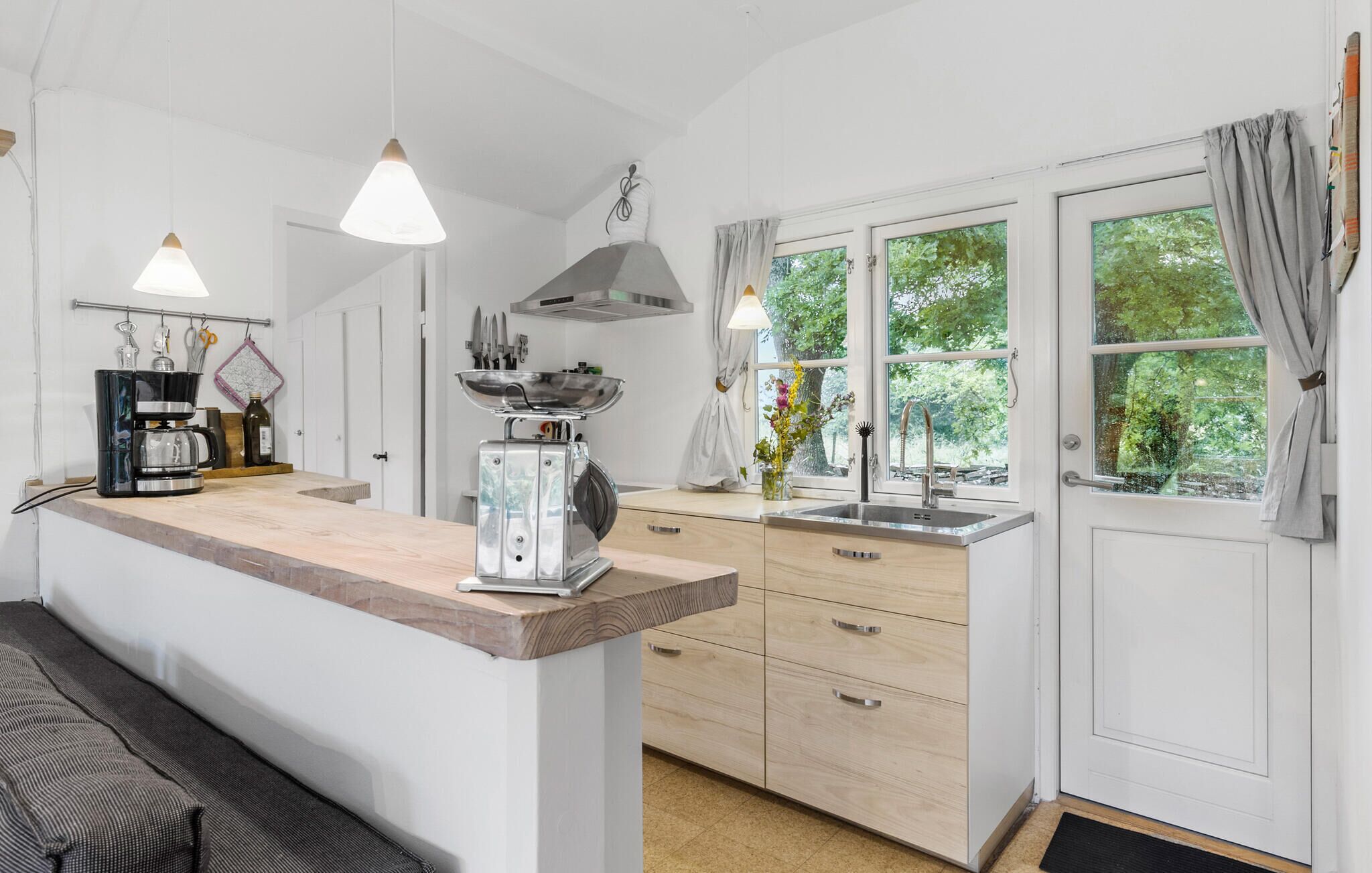 Stovetop, coffee/tea maker