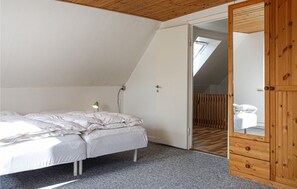 4 chambres, lit parapluie