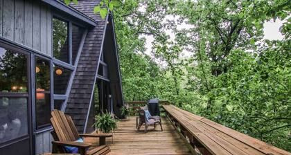 Big Lake 'Livin A-Frame Chalet in Innsbrook Resort