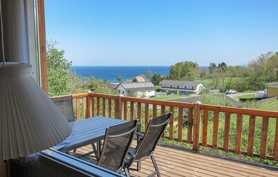 2 bedroom awesome home in Allinge