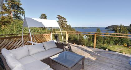Amazing home in Uddevalla with kitchen
