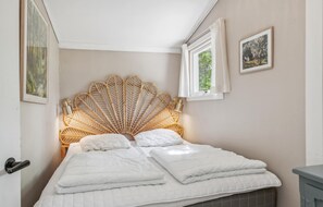 2 bedrooms, free WiFi