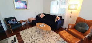 スマートテレビ、書庫、ステレオ