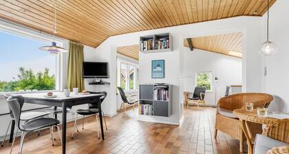 Gemütliches Zuhause in Gudhjem mit WLAN