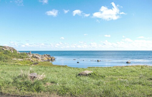 Cozy home in Gudhjem with WiFi