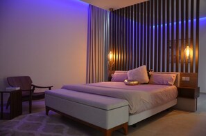 4 Schlafzimmer, Bügeleisen/Bügelbrett, kostenloses WLAN, Bettwäsche