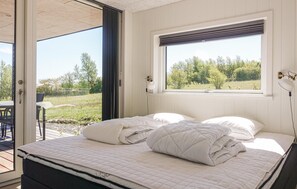 4 Schlafzimmer, Reisekinderbett, kostenloses WLAN