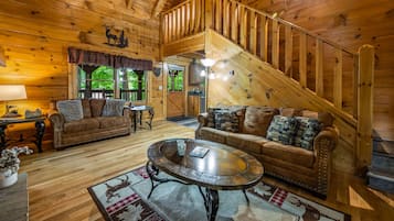 Smart TV, fireplace, DVD player