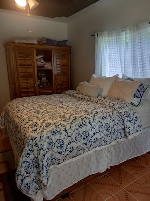 1 bedroom, iron/ironing board, WiFi, bed sheets