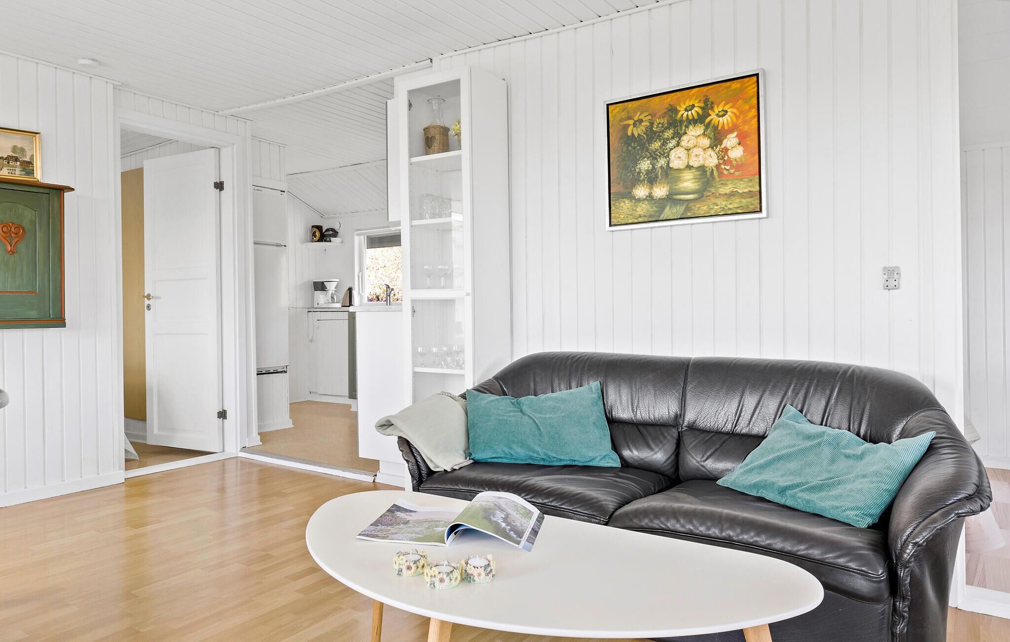 Televisión y chimenea 