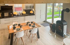 Fridge, stovetop, dishwasher, coffee/tea maker - 2 bedroom cozy home in Zerpenschleuse (Zerpenschleuse)