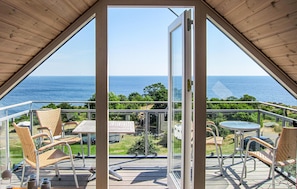 Outdoor dining - 2 bedroom lovely apartment in Gudhjem (Gudhjem)