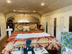 1 chambre, fer et planche à repasser, Wi-Fi gratuit, draps fournis
