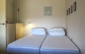 2 bedrooms, free WiFi
