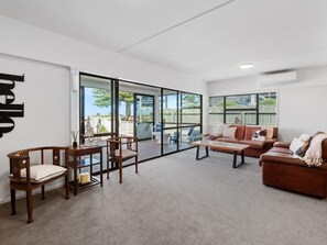 TV, books, stereo, offices