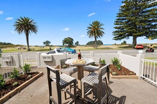 Beachfront Gem in Mount Maunganui