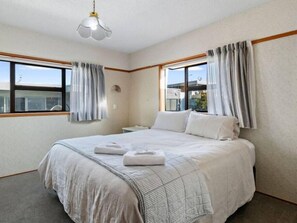 2 間睡房、熨斗/熨衫板、Wi-Fi、床單