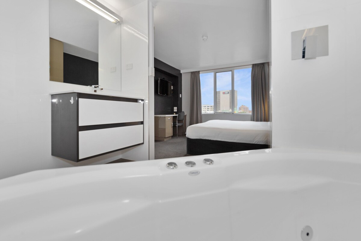 Allurity Hotel
