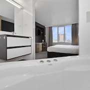 Allurity Hotel