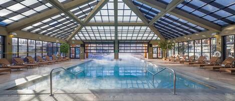 Piscine couverte, piscine extérieure