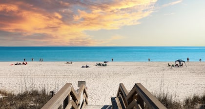 Emerald Shores: Steps from the Gulf, Navarre Beach