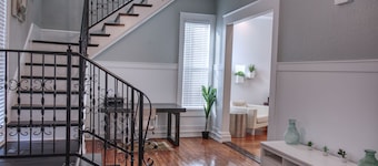 Luxury Antique Gem in Historic Downtown Ocala / WEC / HITS