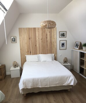 3 bedrooms, WiFi, bed sheets