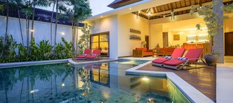 Sumptuous 3 bedroom private luxury villa in heart of Seminyak