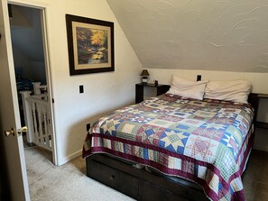 2 dormitorios, tabla de planchar con plancha, wifi gratis y ropa de cama