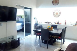 Apartment, 3 Bedrooms, Terrace, Garden View | Dining room - Casa Sol, Piso Luna, Casa Sol, Floor Moon (Ixtapa)