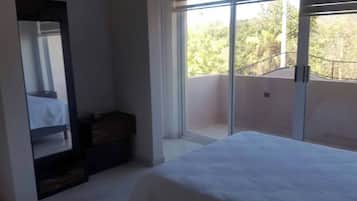 Leilighet, 3 soverom, terrasse, hageutsikt | 3 soverom