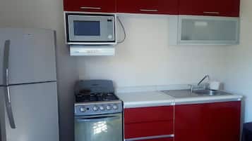 Apartment, 3 Bedrooms, Terrace, Garden View | Interior